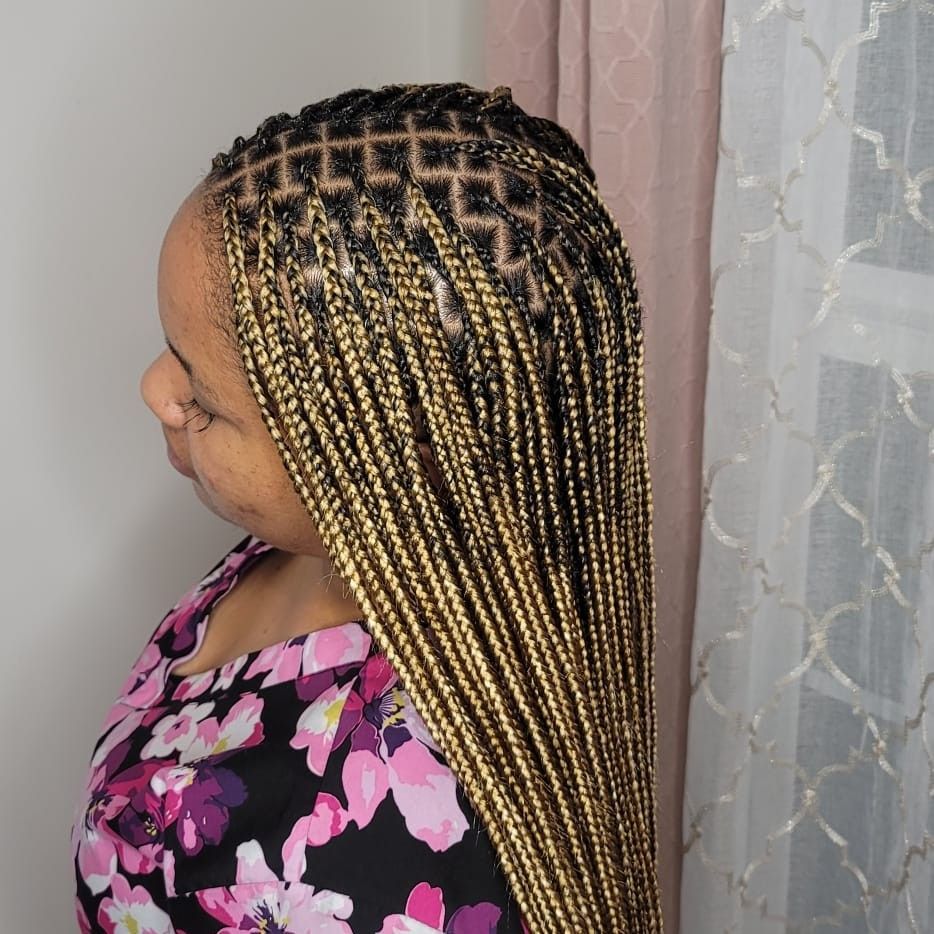 Xsmall Knotless Braids