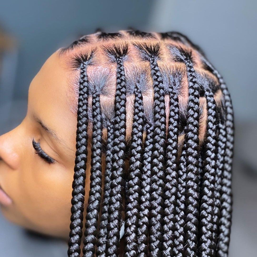 Medium Knotless Braids